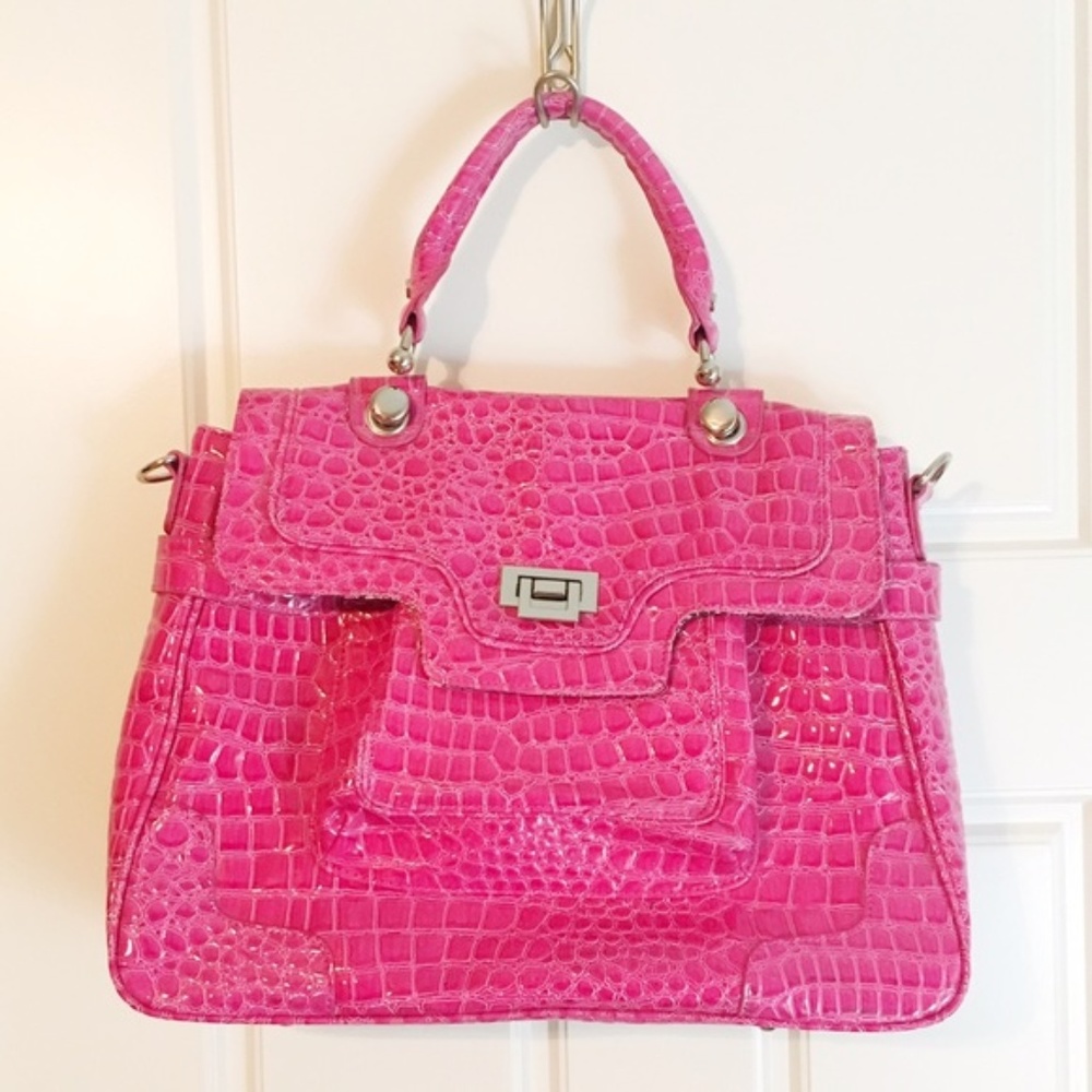 10/4 NINE WEST CROCODILE PRINT BAG